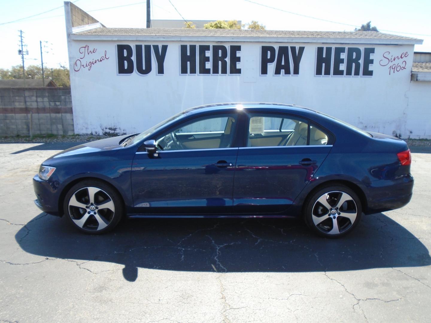 2013 Volkswagen Jetta (3VWDX7AJXDM) , located at 6112 N Florida Avenue, Tampa, FL, 33604, (888) 521-5131, 27.954929, -82.459534 - Photo#0